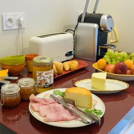 Bed and Breakfast Casa Mir 3*